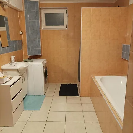 Fuege Apartment *